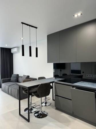 Оренда квартири White Lines - фото 1