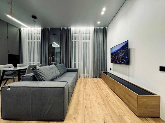 Сдаю квартиру в ЖК бизнес класса Аристокат. Печерская метро. Киев