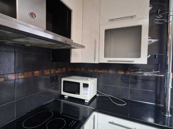 Сдам 3х комнатную Парус косметика Днепр