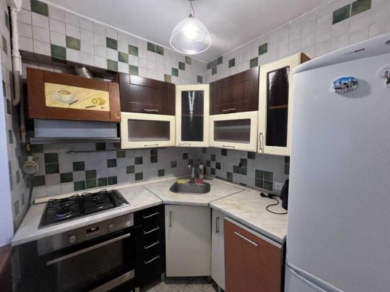 Сдается теплая 2 комнатная квартира с газом Киев