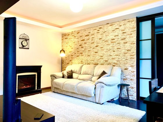 Здається 2-х кім. квартира вул. Лесі Українки 9 Київ