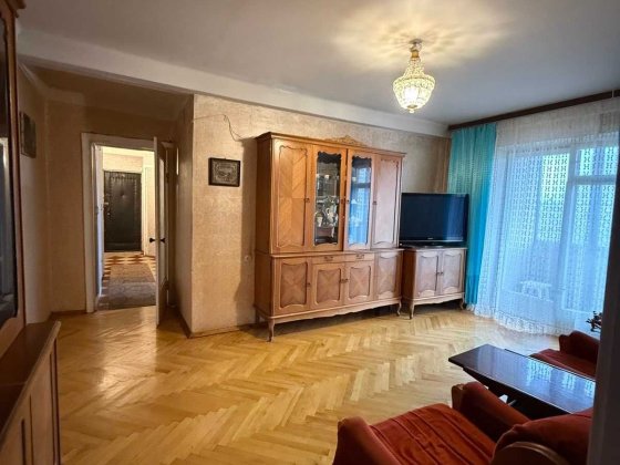 Здам 4-х кімн. кв-ру , м.Лівобережна,вул.Плеханова 4а (12000 грн) : Киев