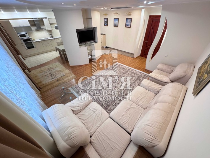 Здам крупногабаритну 2-кім квартиру в елітному р-ні Поділля - фото 1