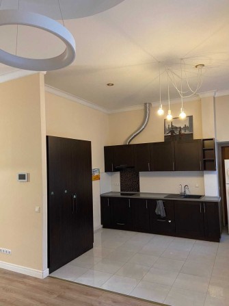 Здам квартиру в центрі міста, Хрещатик, СВІТЛО НЕ ВИМИКАЮТЬ - фото 1