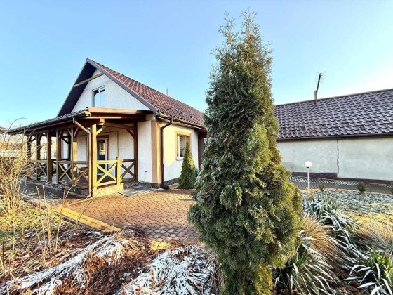 Оренда будинку біля лісу та озера, 3 км від міста, Вигідна ціна Лука-Мелешківська