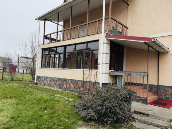 Здам гарний будинок на осокорках. Київ