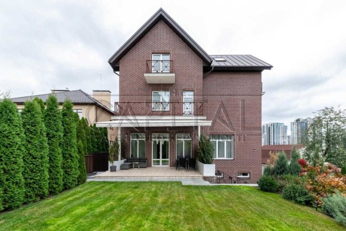 Оренда Будинку на Печерську / 420м2 / Із зоною відпочинку - фото 1