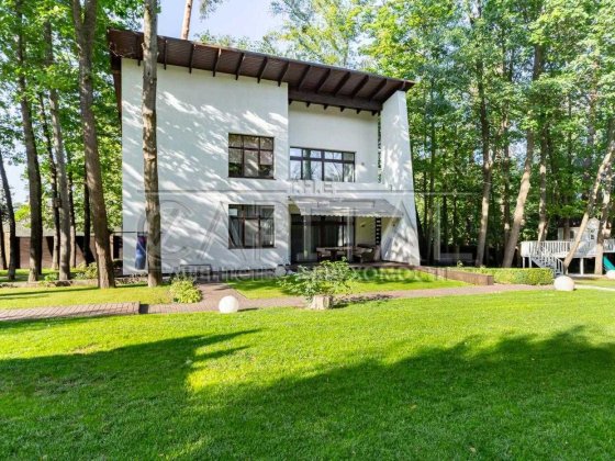 Оренда просторого будинку вул жовтнева Святошин Київ Бомбосховище Київ