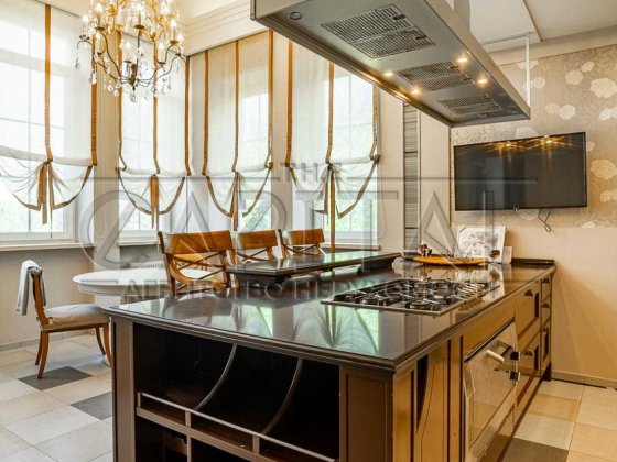 Конча Заспа, Дніпрова Хвиля, вихід до Дніпра ,40 сот Козин