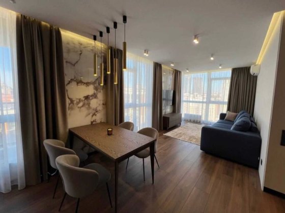 Французский Французький Маккейна Предславинська Печерск Центр Киев