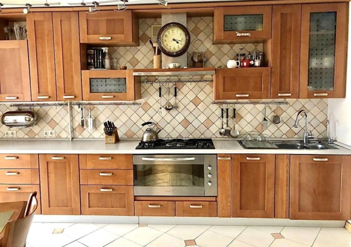 Здається чудова 4 кімнатна квартира район Поділля. - фото 1