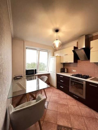 Оренда 1 кім. квартири 40м2 по вул. Майорівка (Медової Печери-Пасічна) - фото 1