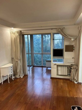 Оренда 1 кімнатної квартири метро Дарниця - фото 1