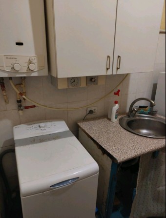 Сдаю 1к/кв Никольская 2/2 мебель, техника 5000 - фото 1