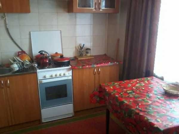 Сдаю квартиру в частном секторе ул. Гражданская 22 - фото 1