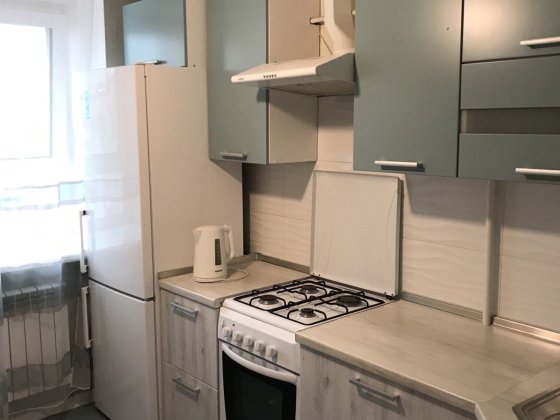 Сдам 2комн квартиру на Красном камне  евроремонтом Дніпро