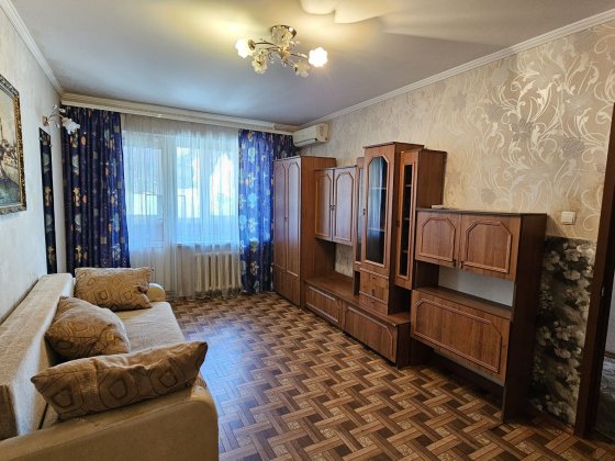 Сдам 1 ком квартиру на Бочарова / Днепродорога-3 этаж -Газ Одесса
