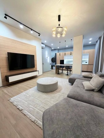 Оренда просторої квартири в ЖК Смарагдовий - фото 1