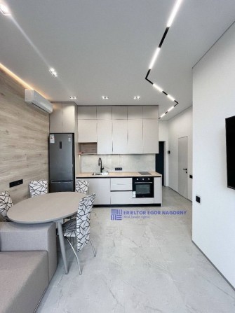 Сдам 2ком квартиру ЖК Гончара 40. Центр. Паркинг - фото 1