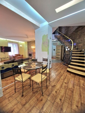 Аренда 4 квартира 2 уровня Центр - фото 1