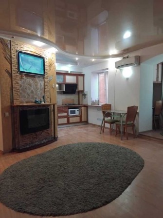 Аренда 2к квартиры ц. Рынок (старый ж/д) - фото 1