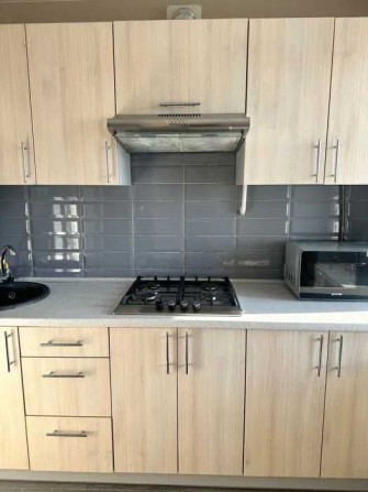 Сдам однокомнатную уютную  квартиру  Сичеславская Набережная - фото 1