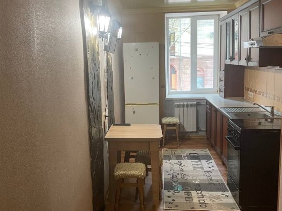 Оренда 2 кімнатна  квартира Центр вулиця Маріупольська Николаев