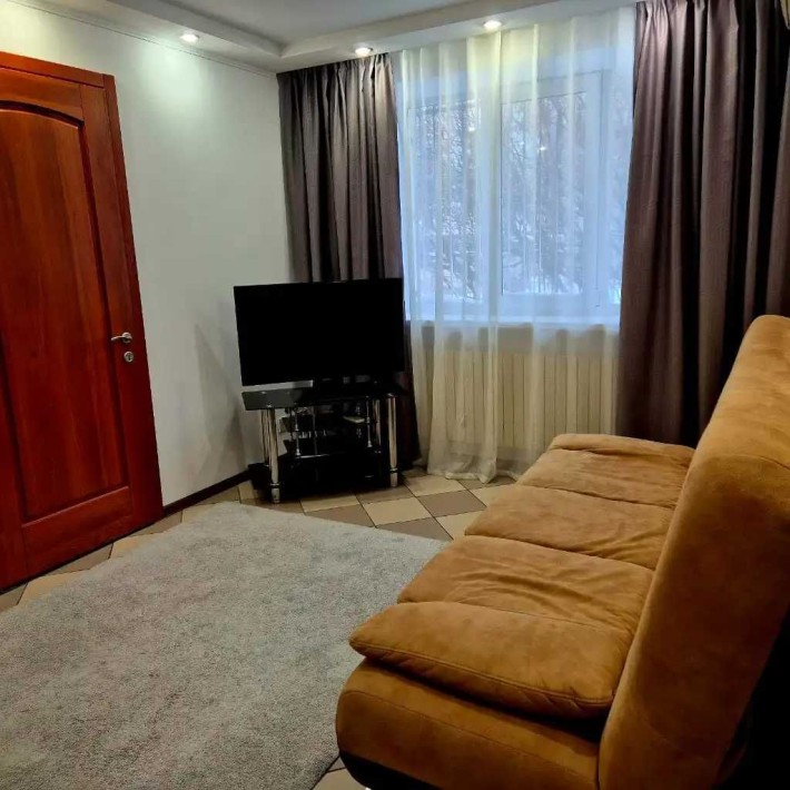 Оренда 3к квартири Гагаріна
Науки (Гагаріна) пр. 78 - фото 1