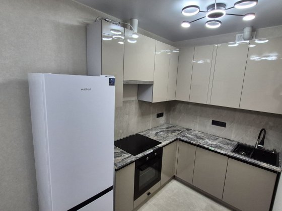 Здам євродвушку ЖК Гідропарк  5/9 новий ремонт Харьков