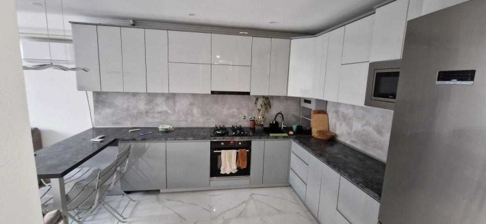 Оренда 2 кім. квартири по вул. Зелена - фото 1