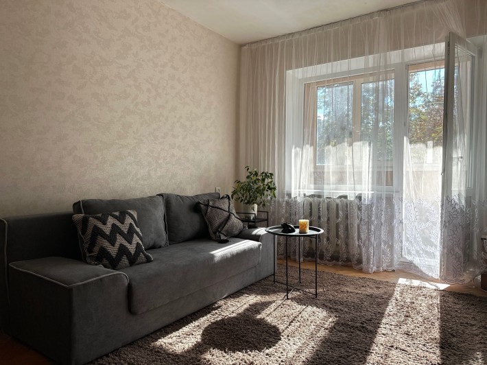 Затишна 2-к. квартира 42 м2 по вул. Полуботка 28. метро Дарниця поруч - фото 1