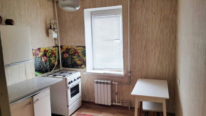 здам 1 кімн кв Ближній Намив 5\9 цегла 38 м,меблі техніка,гарний район - фото 1