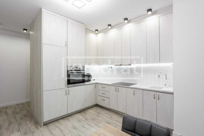 Оренда 2к квартири 55м2 ЖК Новопечерська Вежа вулиця Бойчука 41Б центр - фото 1