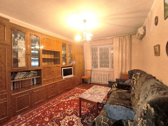 2-х комнатная квартира на Победе, бульвар Славы Днепр