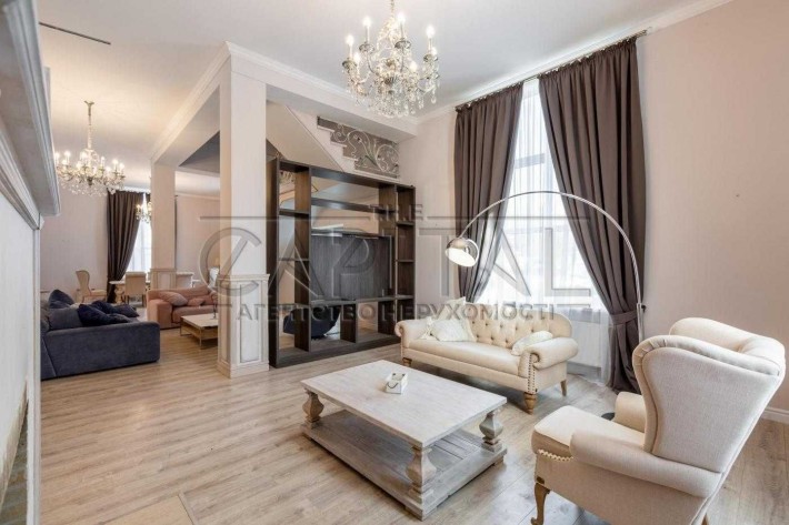 Пропонується в оренду розкішний особняк в елітному КМ Козин 400м2 - фото 1