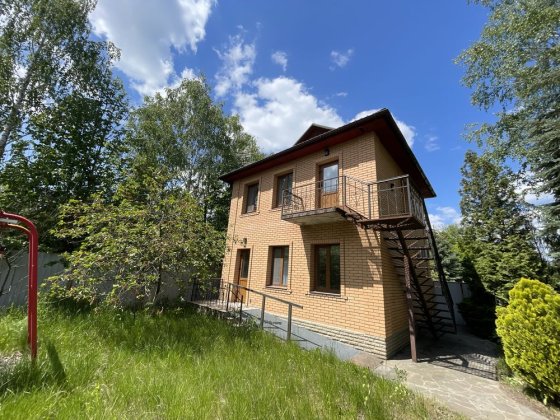 Оренда Будинку КГ Золоче Прованс Вишеньки