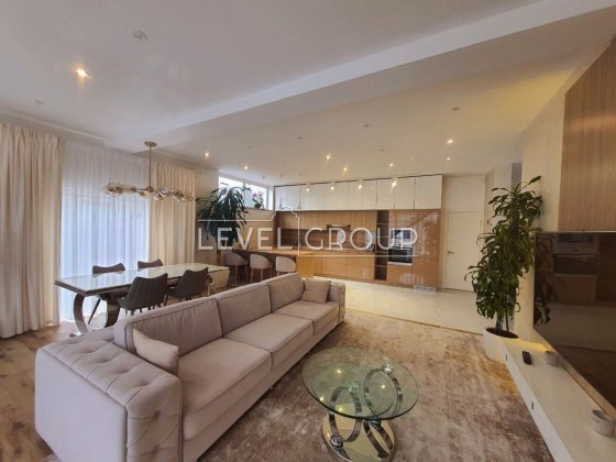 Оренда стильного будинку з басейном, Козин, біля лісу Козин