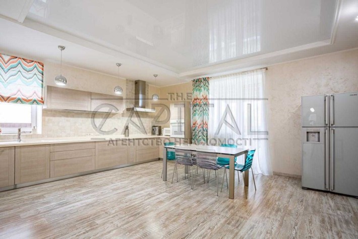 Здається в оренду будинок у Вишеньках 500м2 земельна ділянка 12 соток - фото 1