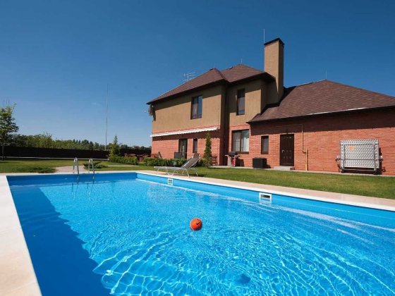 Елітний 2-пов. котедж в котеджному містечку “Зелений Гай”. Басейн Лесники