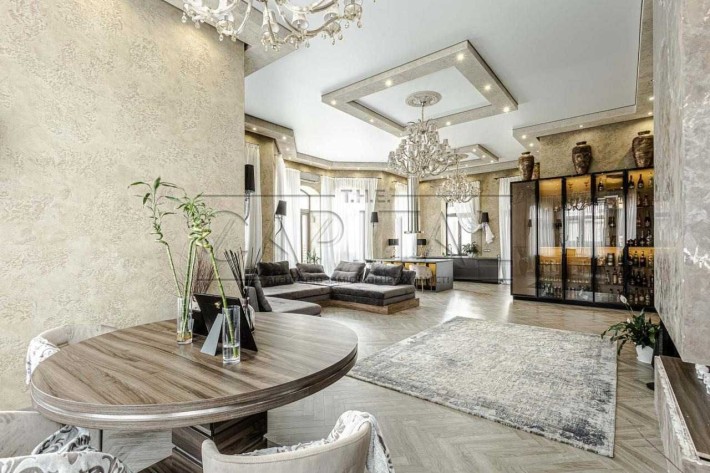 Оренда / Будинок / 400 м2 / Віта-поштова / вул. Звенигородська - фото 1