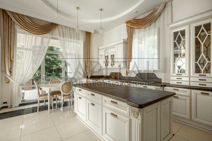 Перша здача після власників здається сучасний будинок в Іванковичах - фото 1