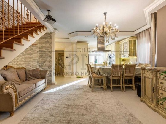 Здається в оренду двоповерховий котедж 150м2 Романків вул Лісова Романків