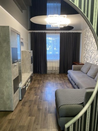 Сдам 2к кв район ТРК Украина, с ремонтом - фото 1