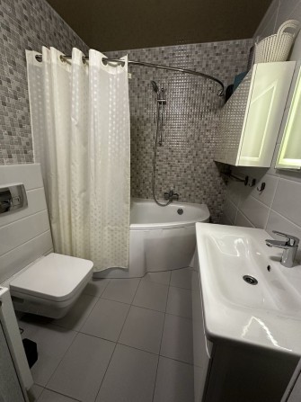 Сдам просторную 3х комнатную евроквартиру в ЖК Пролисок на Победе-6 - фото 1