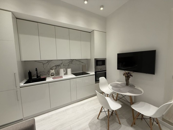 АРЕНДА 1к квартира Центр города Бунина Дерибасовская 1 этаж тц Афины - фото 1