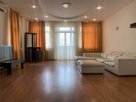 БЕЗ % Печерськ| 3к з Паркомісцем| вул.Коновальця 36-Б(Щорса) Киев