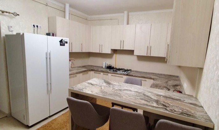 Оренда 1 кім. квартири з паркомісцем вул.Городоцька (р-н мотозаводу ) - фото 1