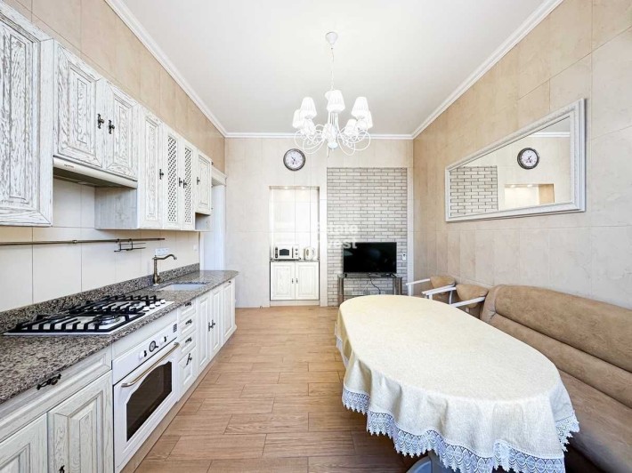 Сдам 3 комн. квартиру, Центр, ул. Чернышевская, 15 - фото 1