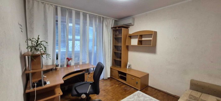 Оренда 2 кімнатної квартири Біля метро Деміівська 5 хв.пішки. - фото 1