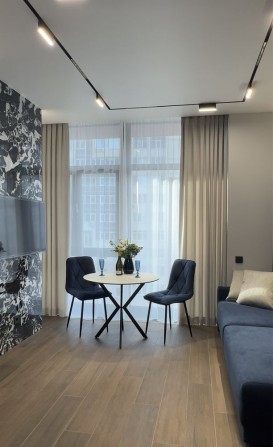 Сдам 2х кім квартиру на бул.Кучеревського К12 ( Лесі Українки низ) - фото 1